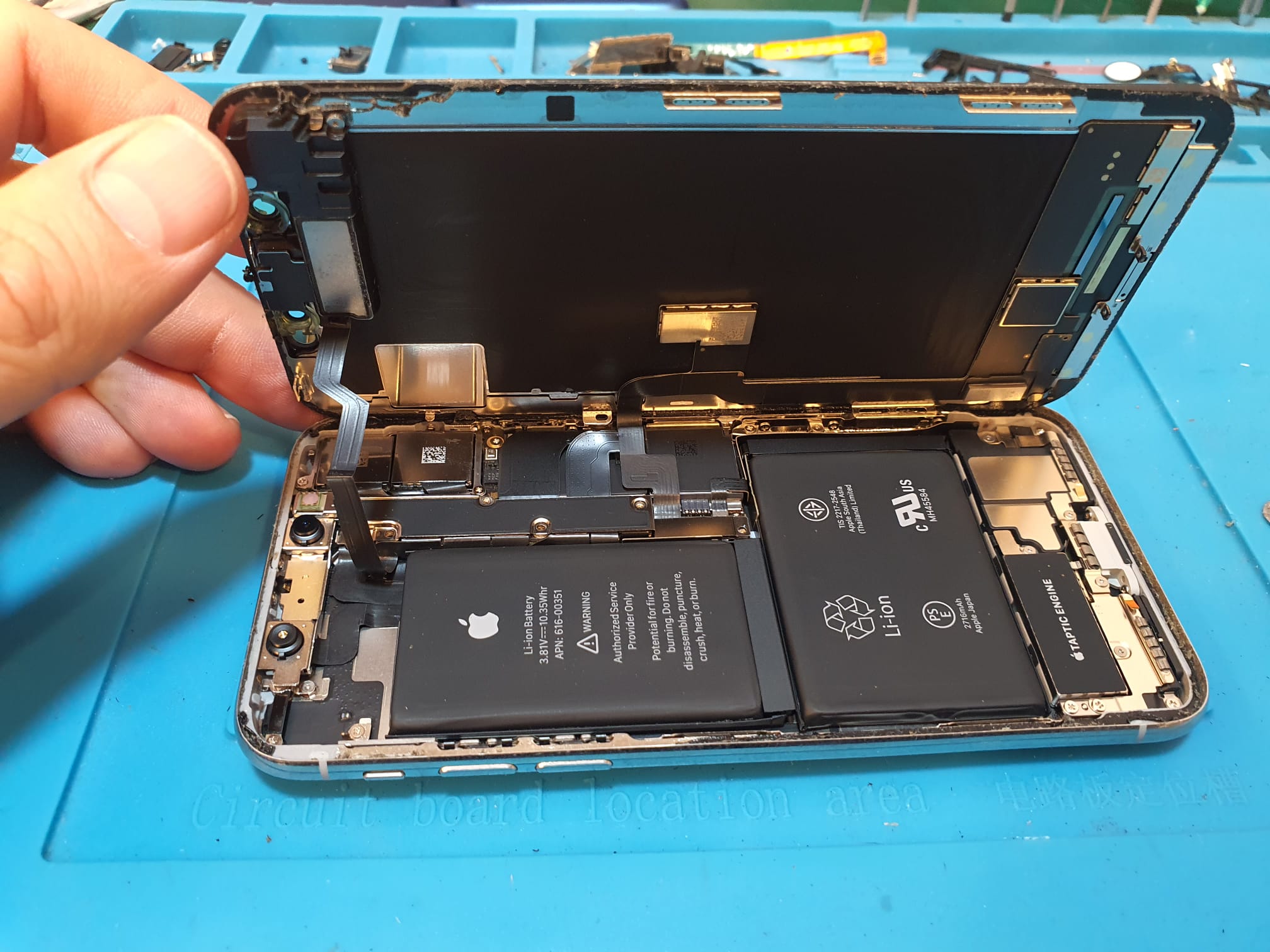 Reparatii / Service  Apple iPhone 11 Pro Max