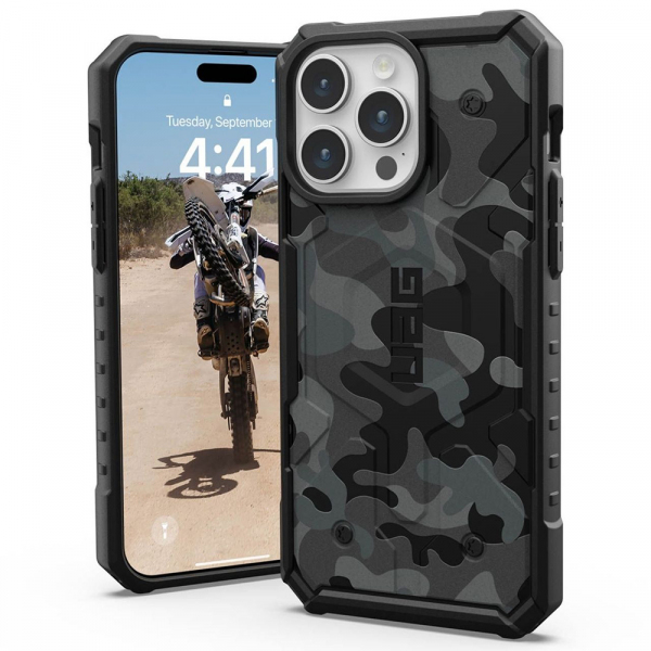 Husa MagSafe pentru Apple iPhone 15 Pro, Urban Armor Gear, Pathfinder SE Midnight Camo, Camuflaj