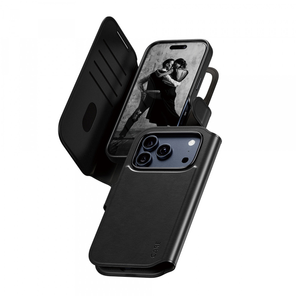 Husa MagSafe pentru Apple iPhone 18 Pro / 17 Pro, PanzerGlass, Care Feature Tango Two-in-One, Neagra